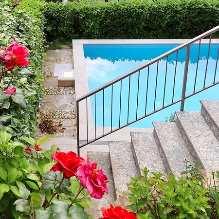 Casa Azalea Hébergement de vacances *